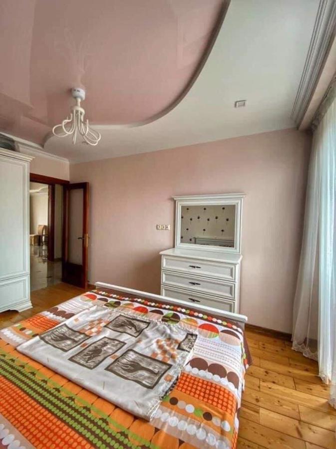 Apartment Dolphin บาทูมิ ภายนอก รูปภาพ