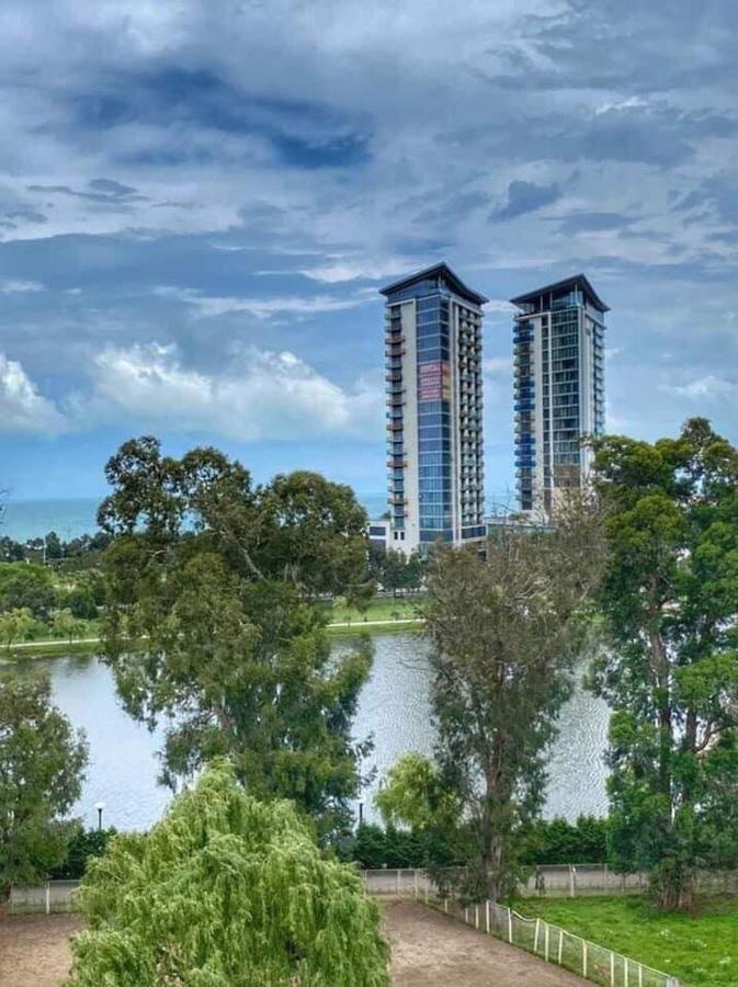 Apartment Dolphin บาทูมิ ภายนอก รูปภาพ