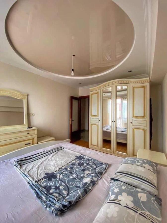 Apartment Dolphin บาทูมิ ภายนอก รูปภาพ