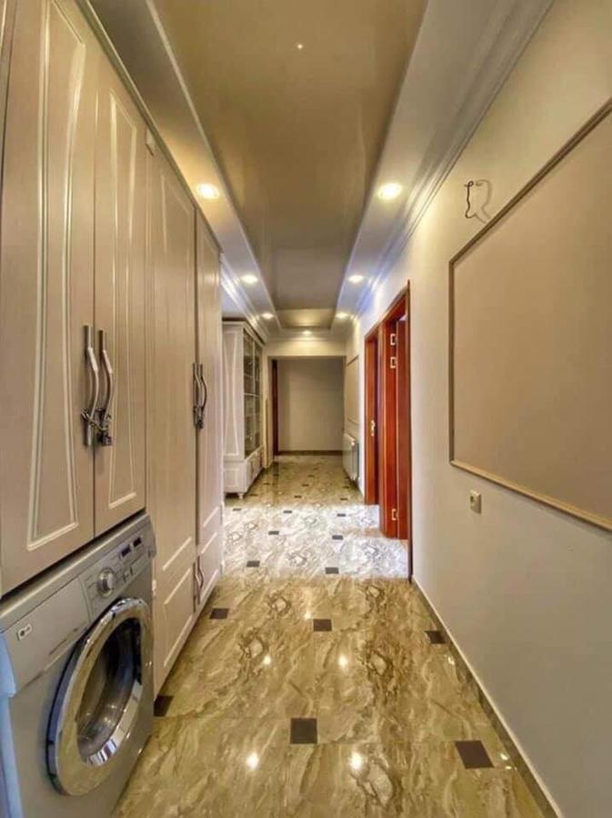 Apartment Dolphin บาทูมิ ภายนอก รูปภาพ